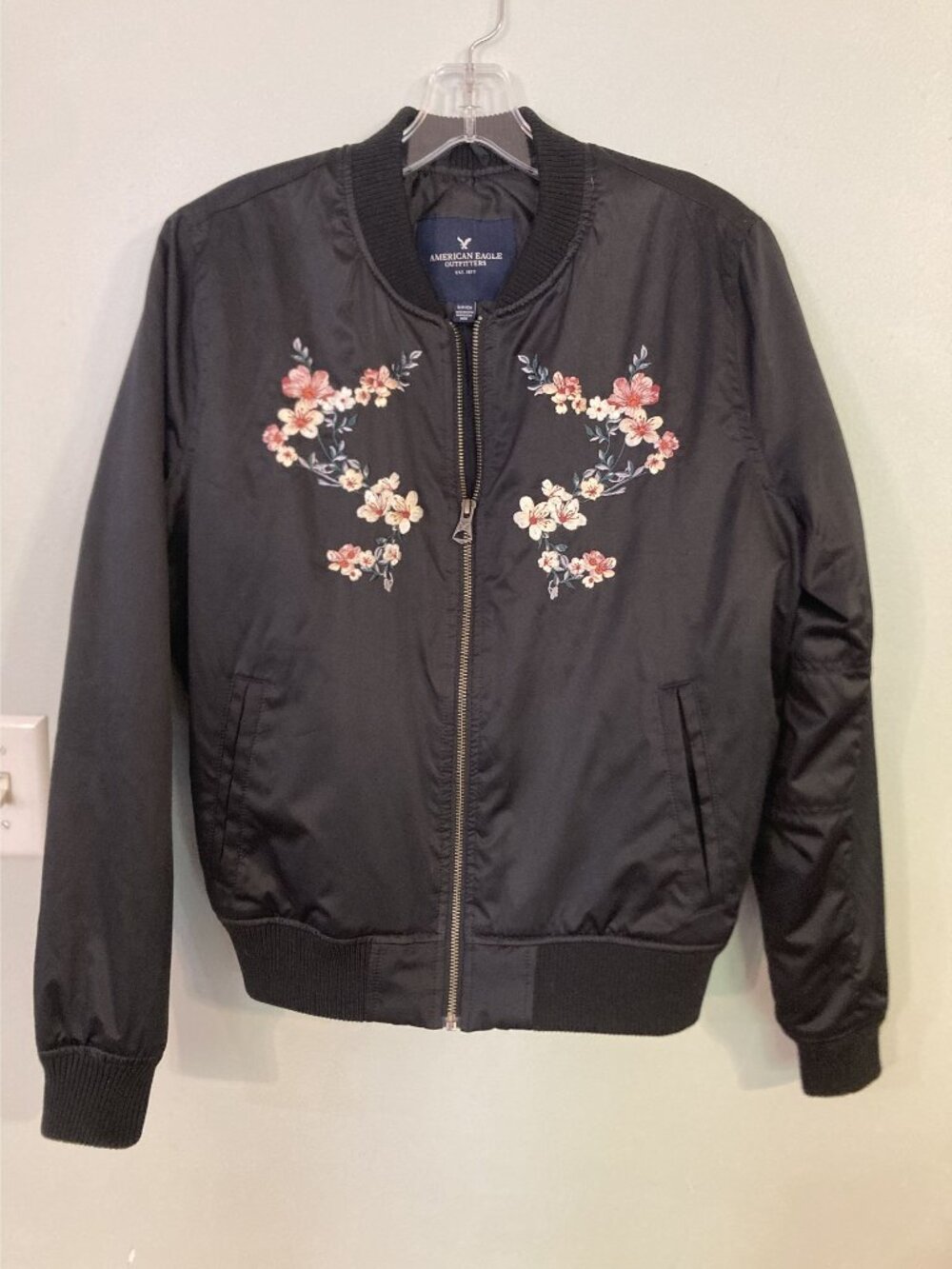 American Eagle Outfitters Black Floral Embroidered Bomber Jacket Womens Sz S Y2K